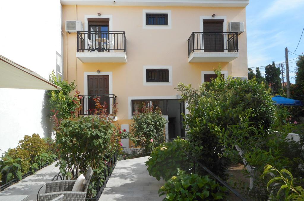 Hotel La Plage Kokkari Exterior foto